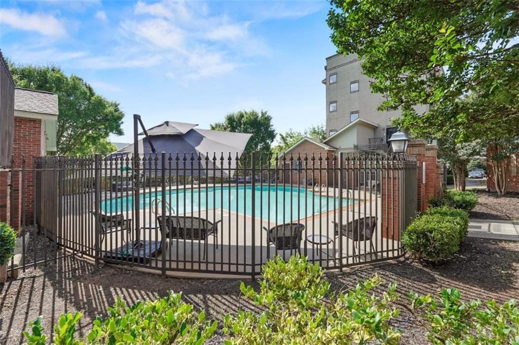 1 bedroom, 1 bathroom condominium for rent at 898 Oak Street 1105, Atlanta, GA 30310 for $1,650 a month — photo 3