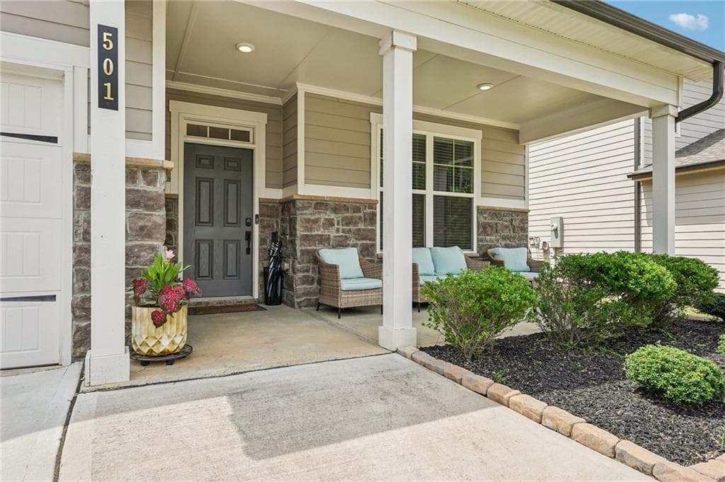 4 bedroom, 3 bathroom, 3,104 sq ft single family residence for sale at 501 Cunninghame Court, Peachtree City, GA 30269 — photo 3