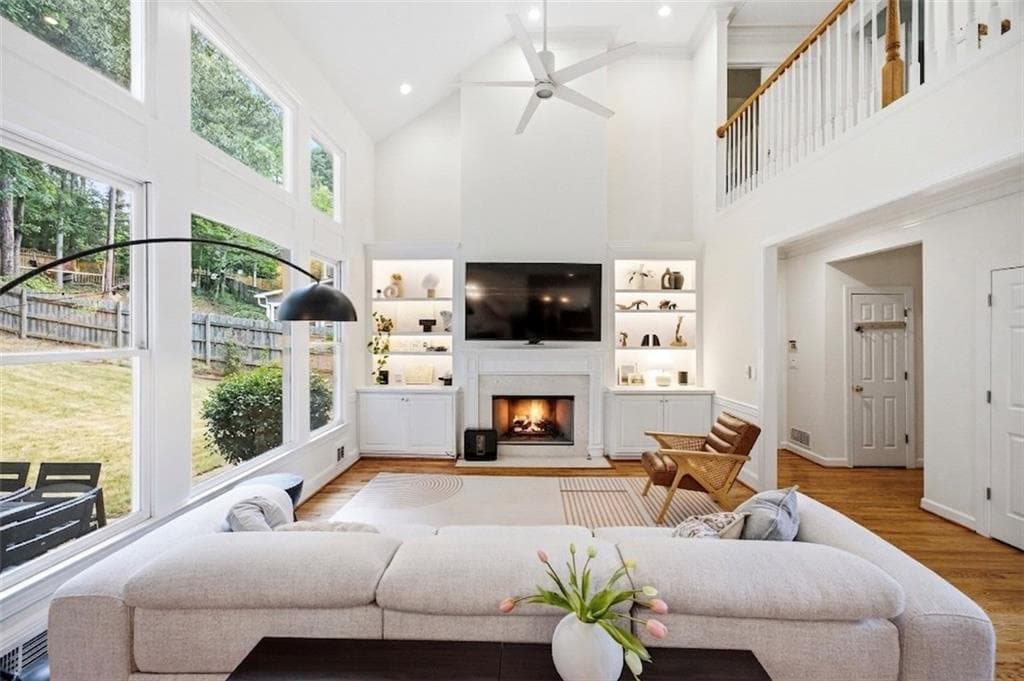 4 bedroom, 3 bathroom, 2,835 sq ft single family residence for sale at 5008 Highland Oaks Court, Smyrna, GA 30126 — photo 8