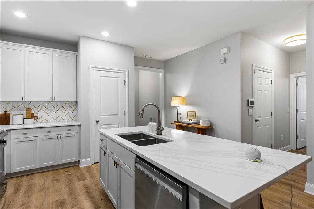 4 bedroom, 3 bathroom, 1,836 sq ft single family residence for rent at 1704 Drew Drive, Atlanta, GA 30318 for $3,400 a month — photo 6