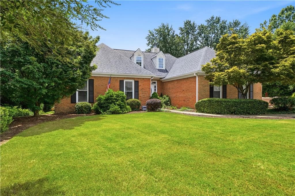 5 bedroom, 4 bathroom, 3,524 sq ft single family residence for sale at 4346 Collingham Trace, Marietta, GA 30068 — photo 2