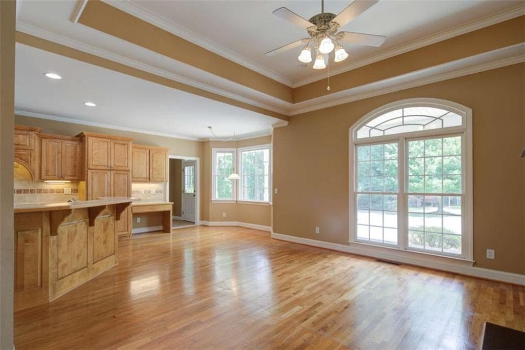 3 bedroom, 3 bathroom, 2,511 sq ft single family residence for sale at 8145 Bennett Lane, Gainesville, GA 30506 — photo 4