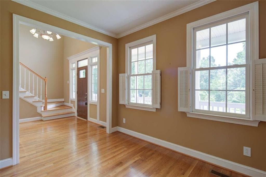 3 bedroom, 3 bathroom, 2,511 sq ft single family residence for sale at 8145 Bennett Lane, Gainesville, GA 30506 — photo 8