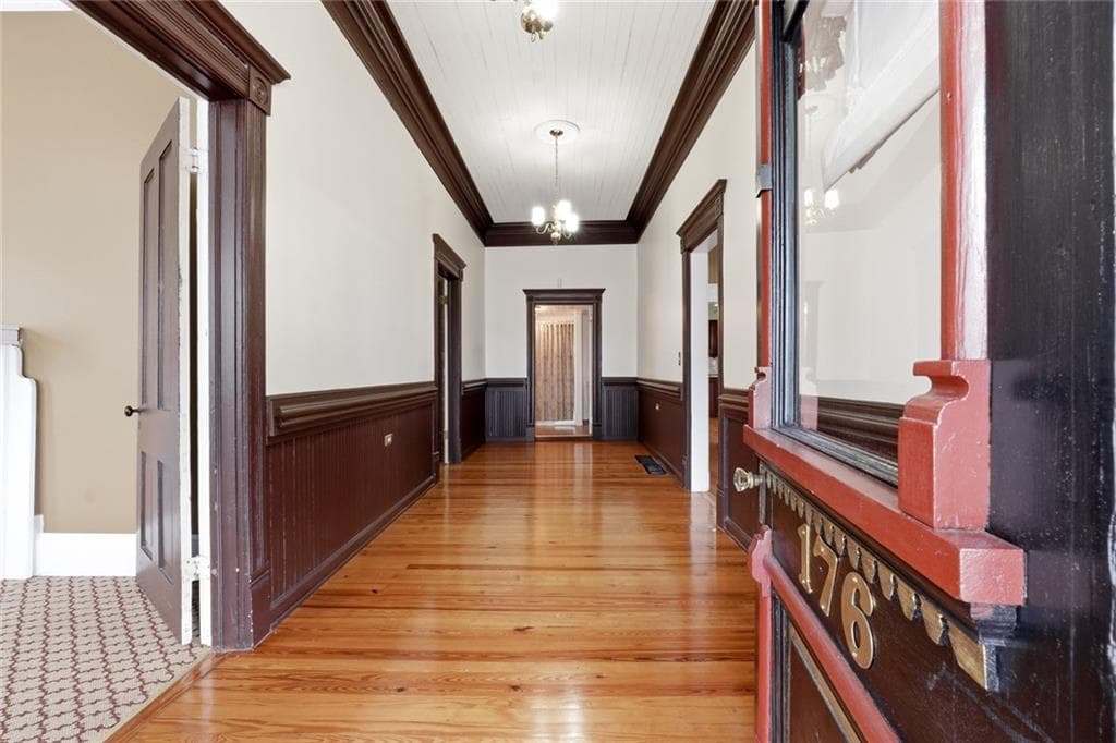 2 bedroom, 2 bathroom, 2,241 sq ft single family residence for sale at 176 Confederate Avenue, Dallas, GA 30132 — photo 7