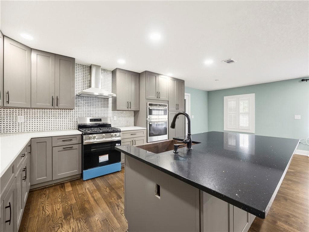 4 bedroom, 2 bathroom, 1,958 sq ft single family residence under contract at 5209 Byers Road, Gainesville, GA 30504 — photo 8