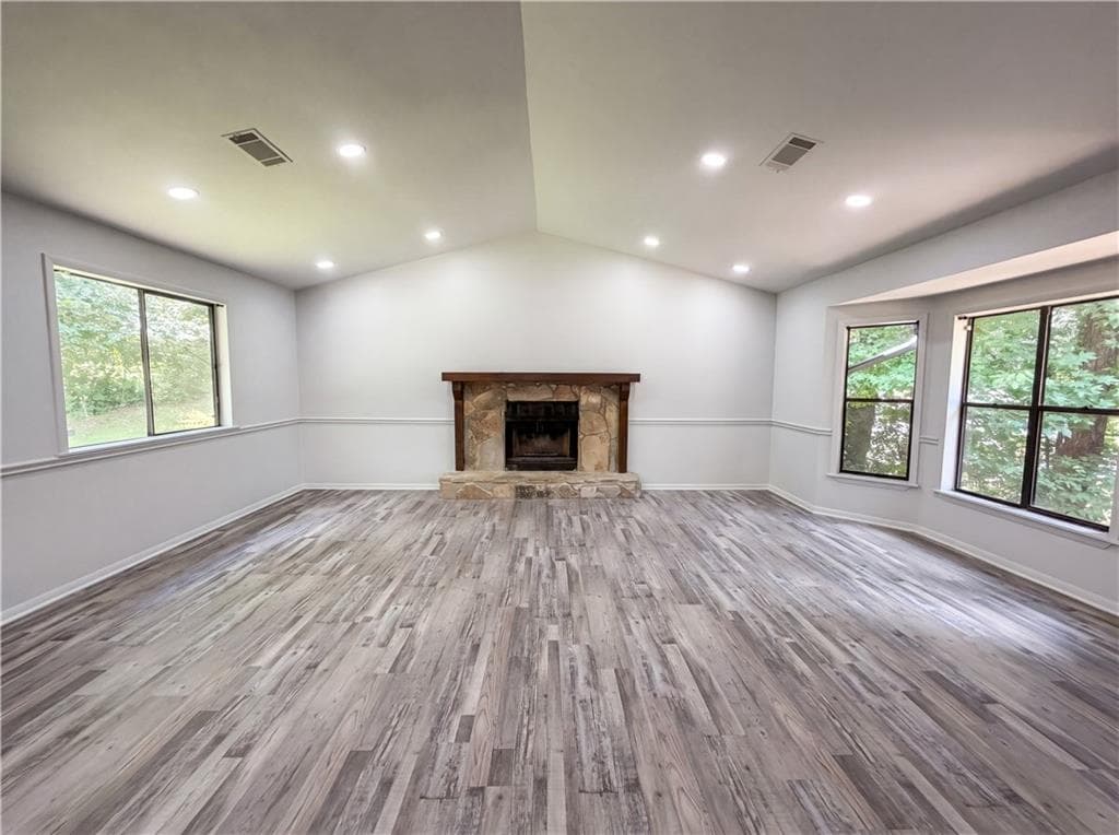 3 bedroom, 2 bathroom, 1,485 sq ft single family residence under contract at 691 Millay Court, Stone Mountain, GA 30088 — photo 2