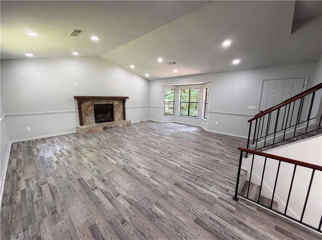 3 bedroom, 2 bathroom, 1,485 sq ft single family residence under contract at 691 Millay Court, Stone Mountain, GA 30088 — photo 3