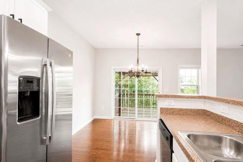 2 bedroom, 3 bathroom condominium under contract at 3157 Cedar Glade Lane, Buford, GA 30519 — photo 7