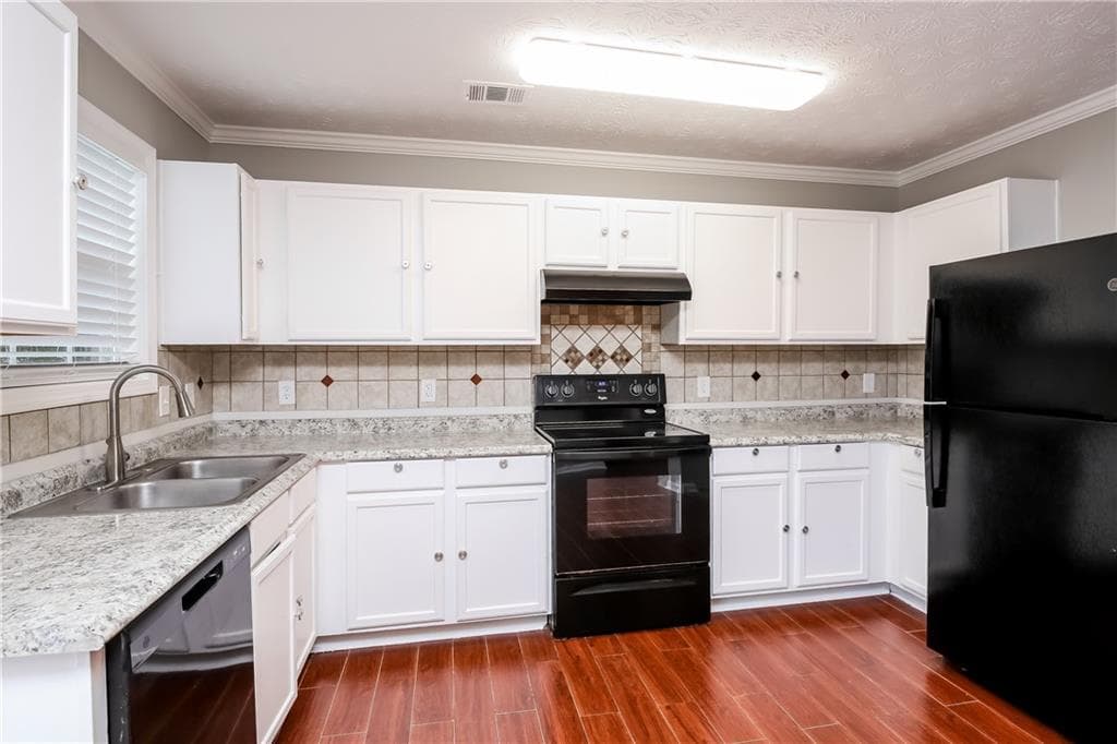 5 bedroom, 3 bathroom, 1,732 sq ft single family residence for rent at 2454 Canary Court, Gainesville, GA 30504 for $2,220 a month — photo 5