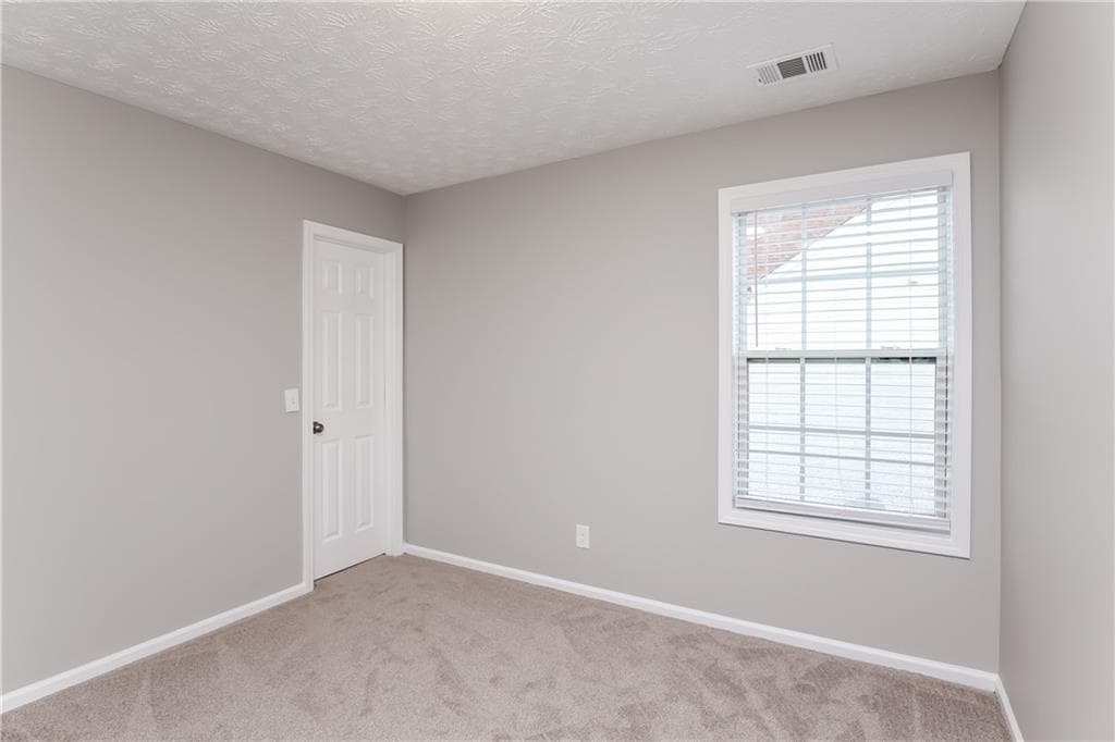 5 bedroom, 3 bathroom, 1,732 sq ft single family residence for rent at 2454 Canary Court, Gainesville, GA 30504 for $2,220 a month — photo 8