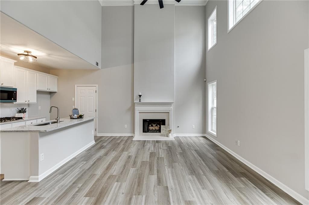 3 bedroom, 3 bathroom, 2,256 sq ft single family residence for sale at 3941 Lake Pass Lane, Suwanee, GA 30024 — photo 6