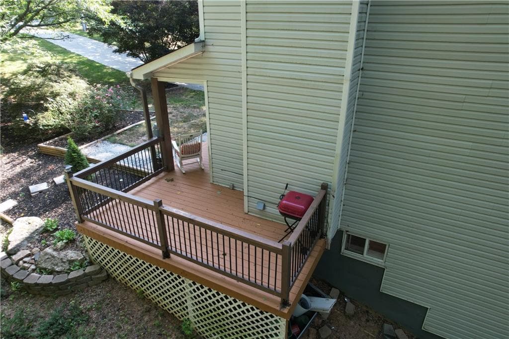 5 bedroom, 3 bathroom, 1,674 sq ft single family residence for sale at 4208 Logans Terrace, Loganville, GA 30052 — photo 6