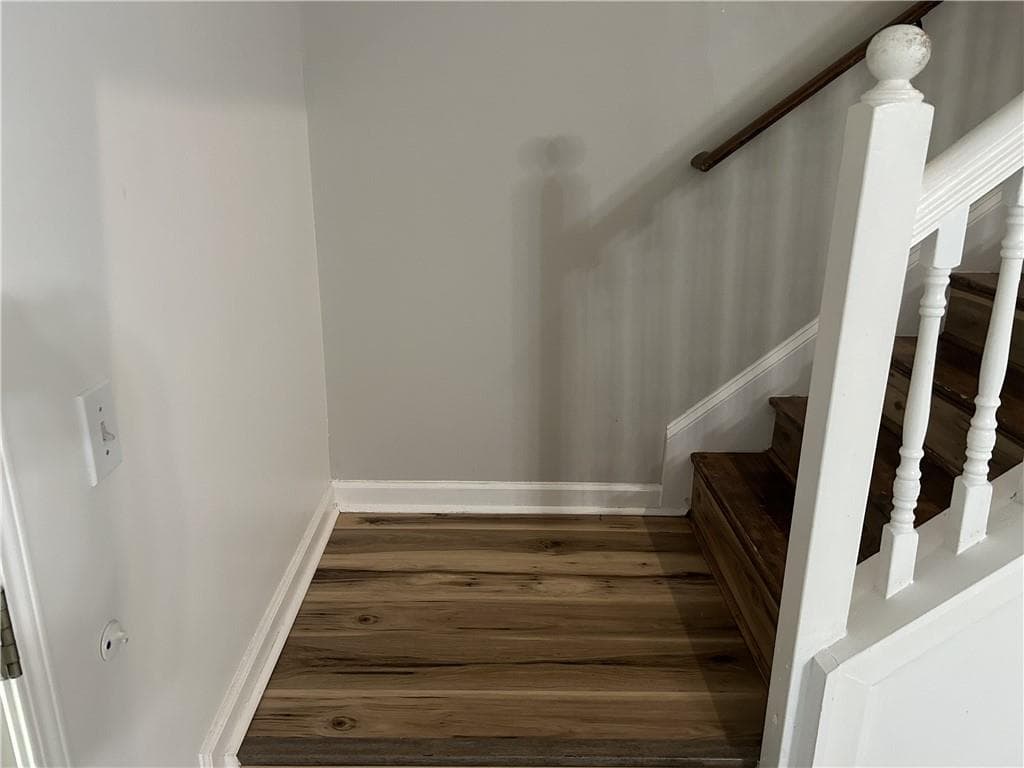 5 bedroom, 3 bathroom, 1,674 sq ft single family residence for sale at 4208 Logans Terrace, Loganville, GA 30052 — photo 7