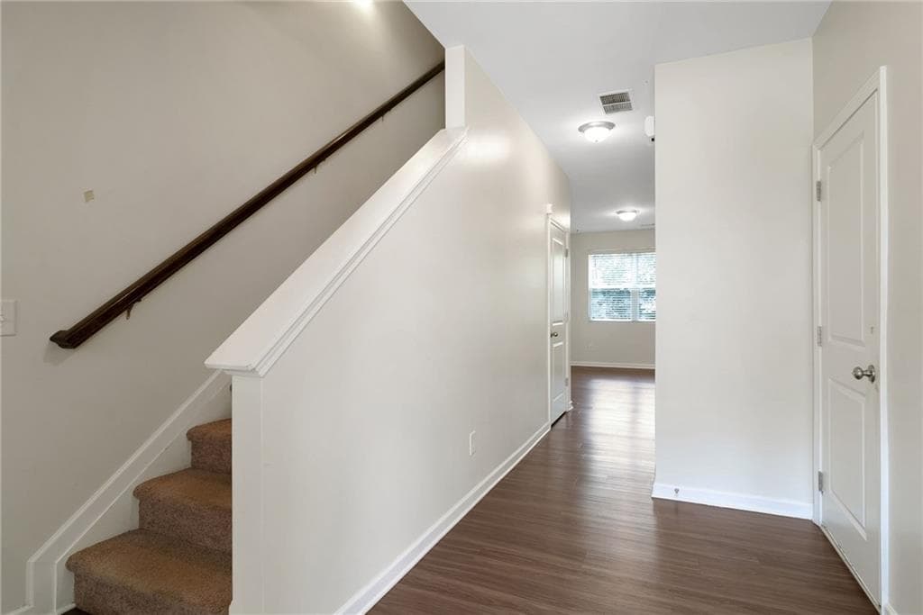 3 bedroom, 3 bathroom, 1,496 sq ft townhouse for rent at 6353 Mountain Home Way, Mableton, GA 30126 for $2,200 a month — photo 3