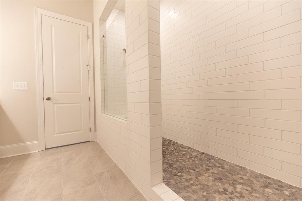 4 bedroom, 4 bathroom, 2,382 sq ft single family residence for sale at 1270 Waterhaven Boulevard, Cumming, GA 30041 — photo 4