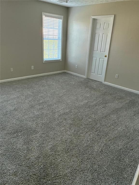 5 bedroom, 3 bathroom, 2,483 sq ft single family residence for sale at 3292 Shady Valley Court, Loganville, GA 30052 — photo 5