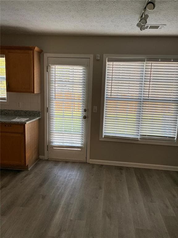 5 bedroom, 3 bathroom, 2,483 sq ft single family residence for sale at 3292 Shady Valley Court, Loganville, GA 30052 — photo 10