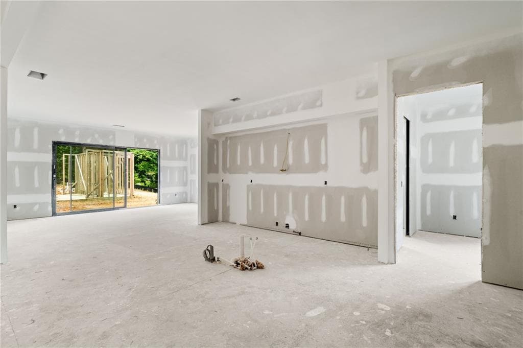 6 bedroom, 10 bathroom, 10,000 sq ft single family residence for sale at 3697 Creekstone Way, Marietta, GA 30068 — photo 9