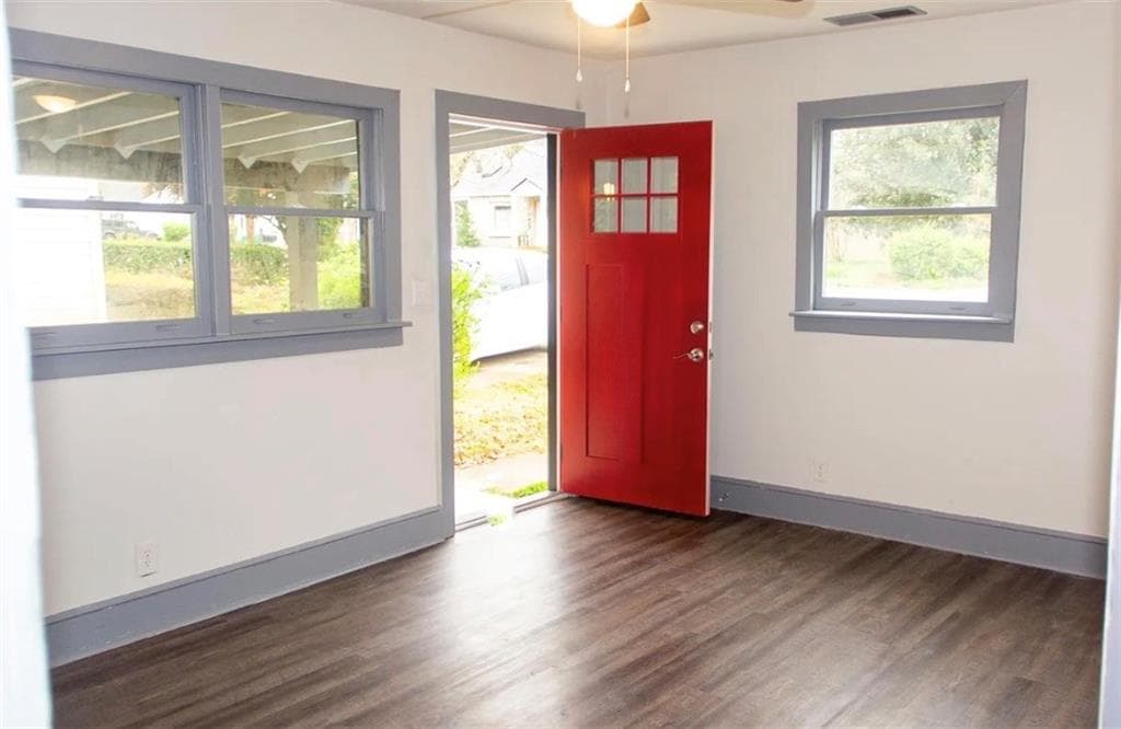 2 bedroom, 1 bathroom, 744 sq ft single family residence for rent at 2418 Crestview Avenue, Decatur, GA 30032 for $1,525 a month — photo 5