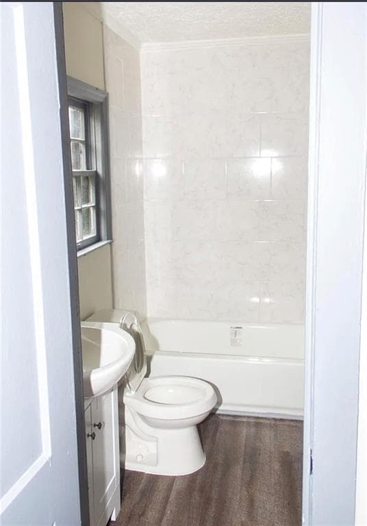 2 bedroom, 1 bathroom, 744 sq ft single family residence for rent at 2418 Crestview Avenue, Decatur, GA 30032 for $1,525 a month — photo 10