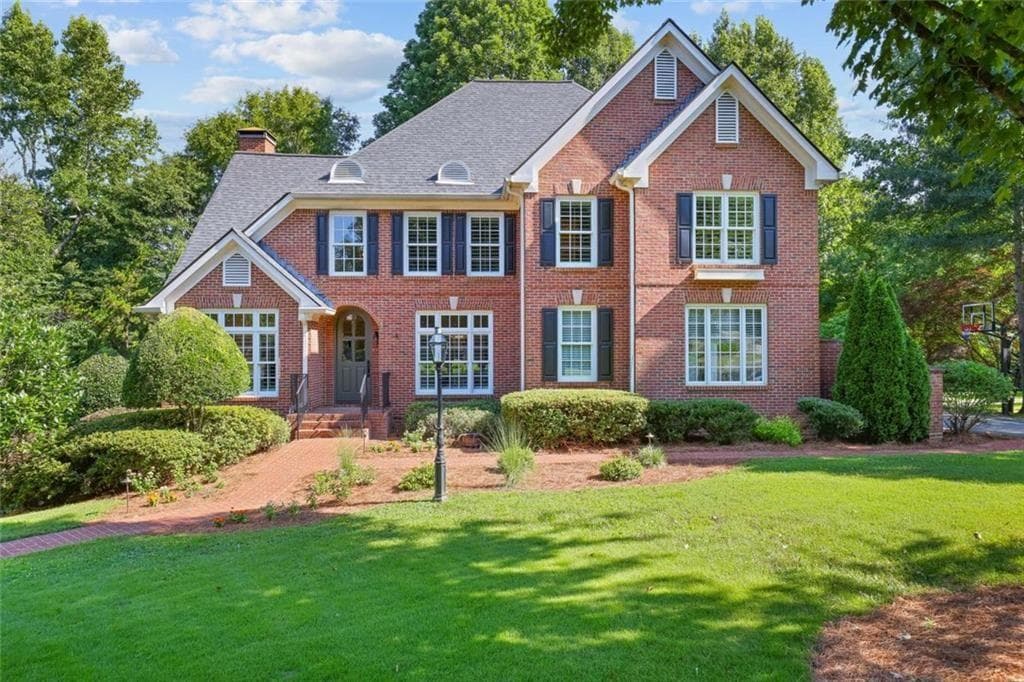 5001 Redcliff Court