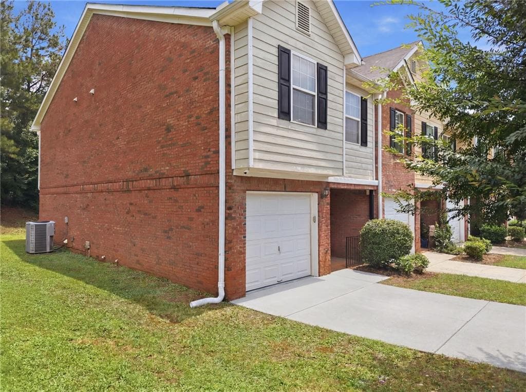 3 bedroom, 3 bathroom, 1,590 sq ft townhouse under contract at 605 Magnolia Gardens Walk, Mcdonough, GA 30253 — photo 4