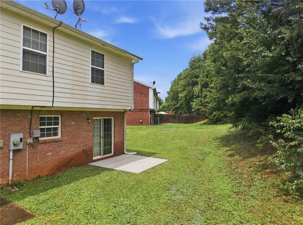 3 bedroom, 3 bathroom, 1,590 sq ft townhouse under contract at 605 Magnolia Gardens Walk, Mcdonough, GA 30253 — photo 6