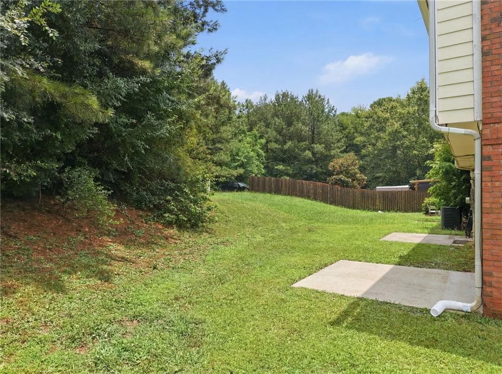 3 bedroom, 3 bathroom, 1,590 sq ft townhouse under contract at 605 Magnolia Gardens Walk, Mcdonough, GA 30253 — photo 7