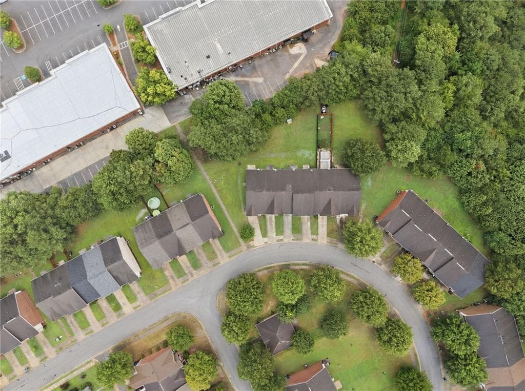 3 bedroom, 3 bathroom, 1,590 sq ft townhouse under contract at 605 Magnolia Gardens Walk, Mcdonough, GA 30253 — photo 8