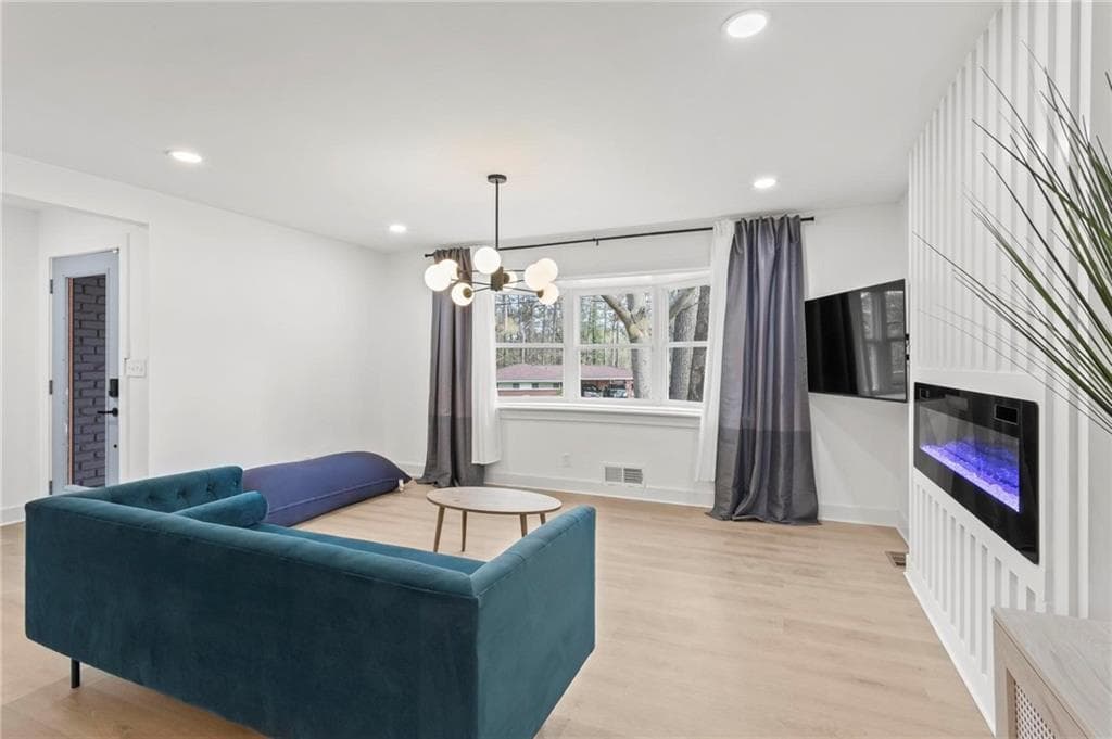 3 bedroom, 2 bathroom, 1,204 sq ft single family residence for rent at 203 Wendell Drive, Atlanta, GA 30315 for $2,150 a month — photo 7
