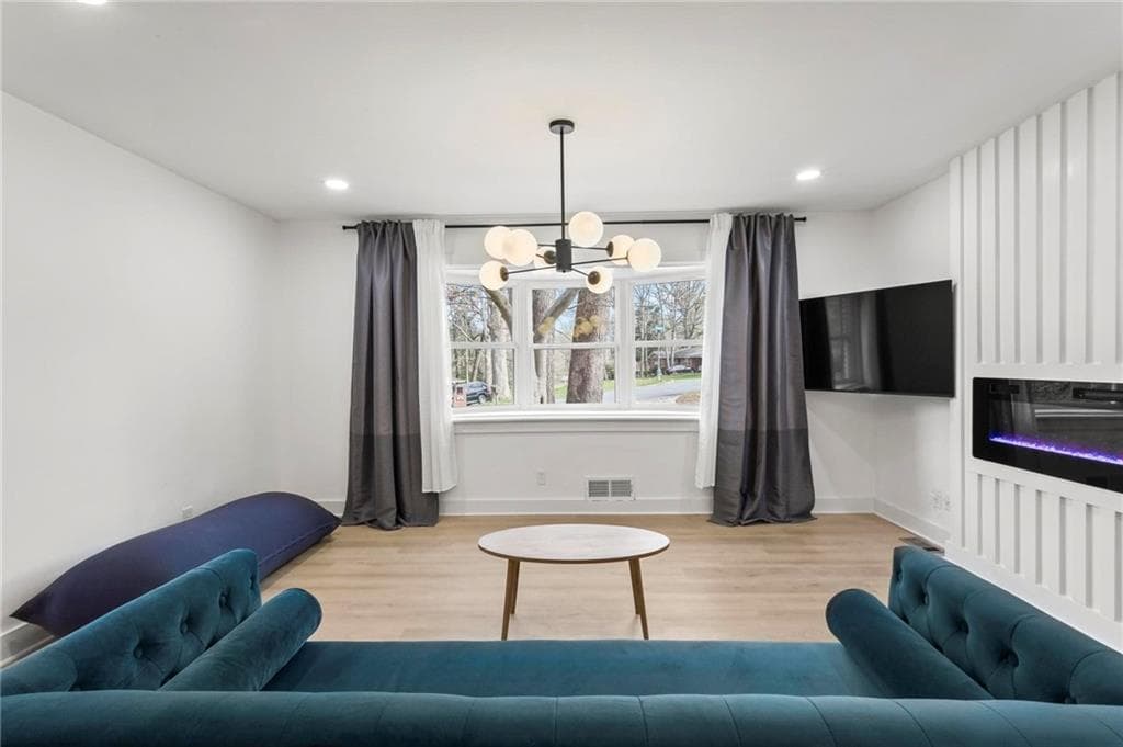 3 bedroom, 2 bathroom, 1,204 sq ft single family residence for rent at 203 Wendell Drive, Atlanta, GA 30315 for $2,150 a month — photo 8