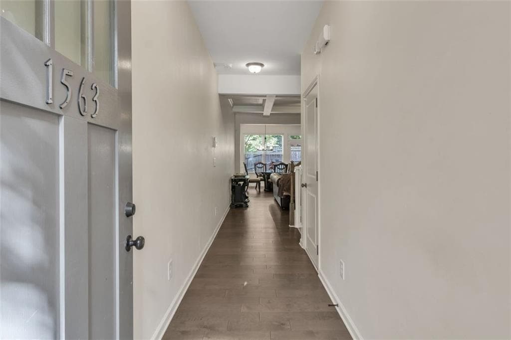 3 bedroom, 3 bathroom, 1,880 sq ft townhouse for sale at 1563 BUTTERNUT Cove, Stone Mountain, GA 30083 — photo 5