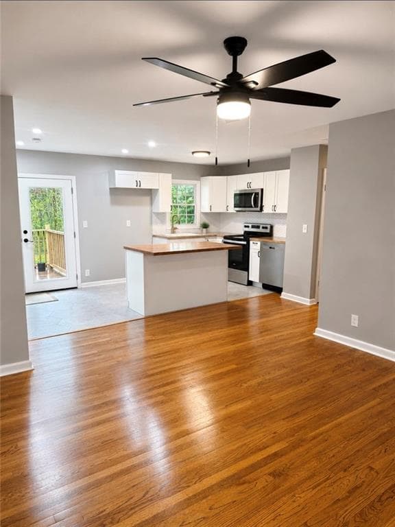 4 bedroom, 3 bathroom, 1,378 sq ft single family residence for sale at 1551 Pine Glen Circle, Decatur, GA 30035 — photo 7