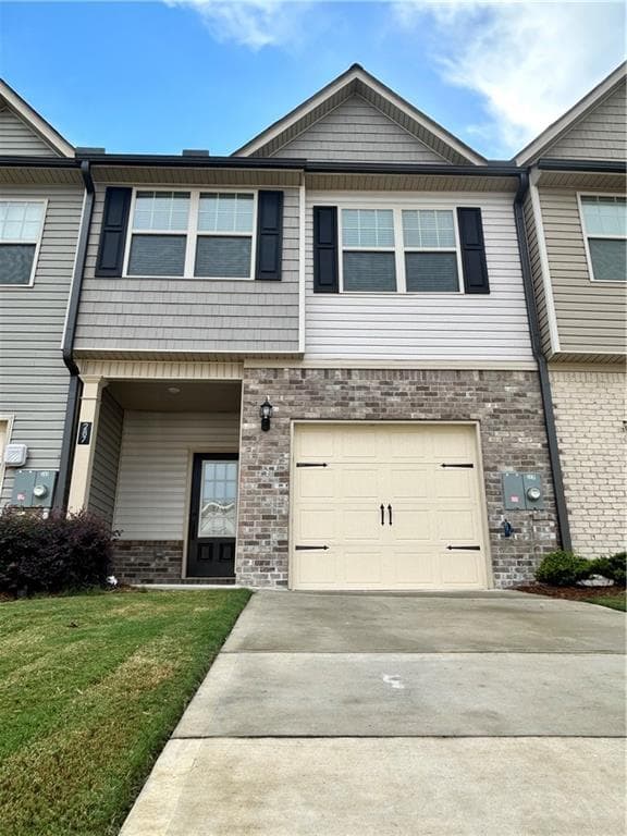 3 bedroom, 3 bathroom, 1,474 sq ft townhouse for rent at 287 Turtle Creek Drive, Winder, GA 30680 for $2,000 a month — photo 1 of 27