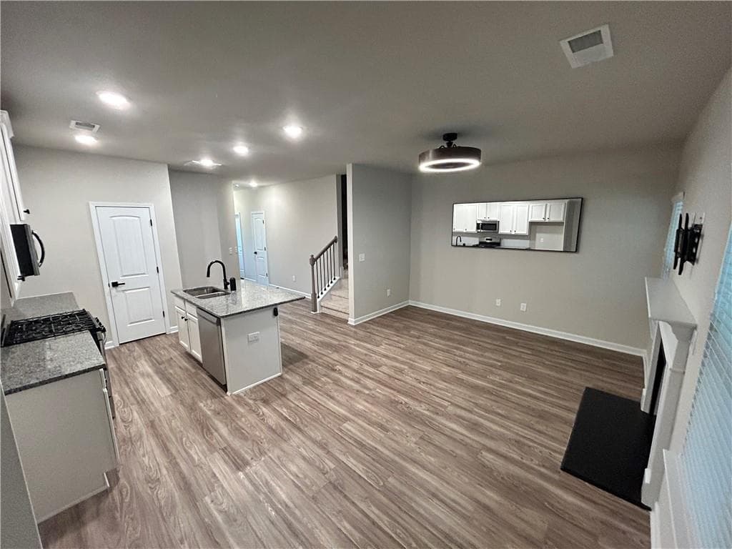3 bedroom, 3 bathroom, 1,474 sq ft townhouse for rent at 287 Turtle Creek Drive, Winder, GA 30680 for $2,000 a month — photo 10