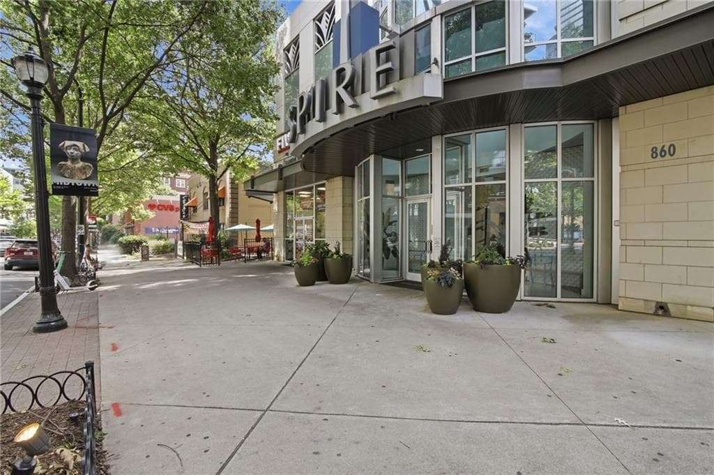 2 bedroom, 2 bathroom, 1,211 sq ft condominium for sale at 860 Peachtree Street 2314, Atlanta, GA 30308 — photo 4