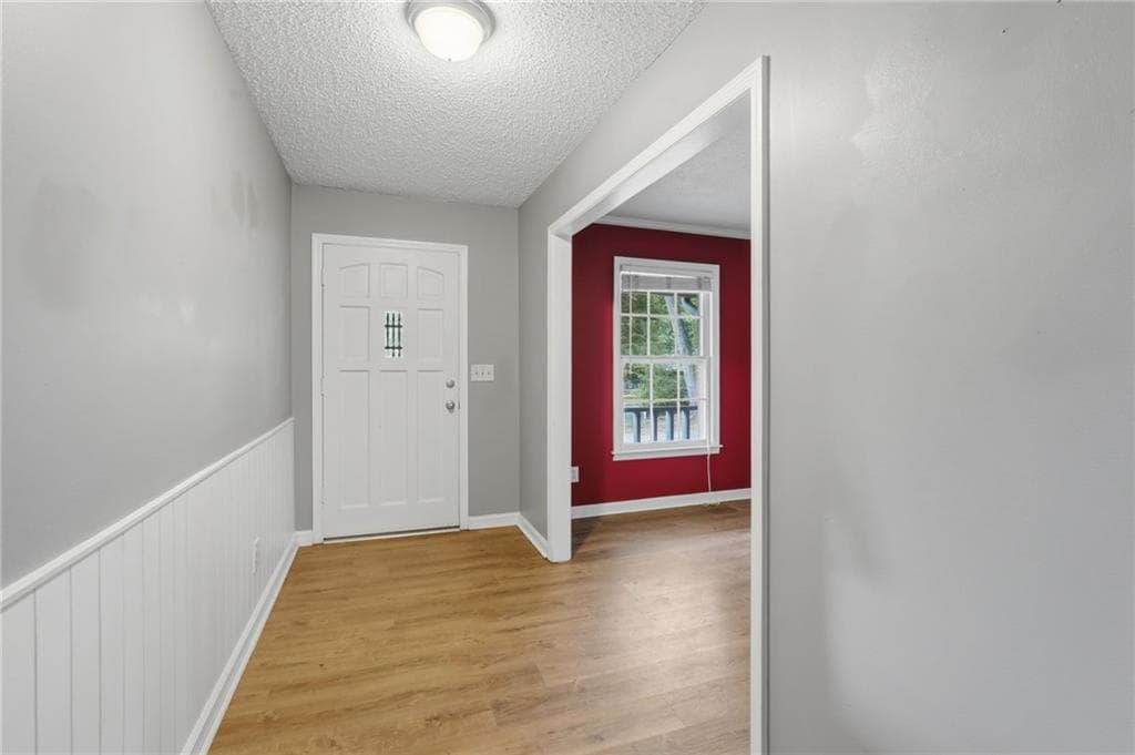 4 bedroom, 3 bathroom, 2,538 sq ft single family residence for sale at 4362 White Oak Drive, Buford, GA 30518 — photo 4