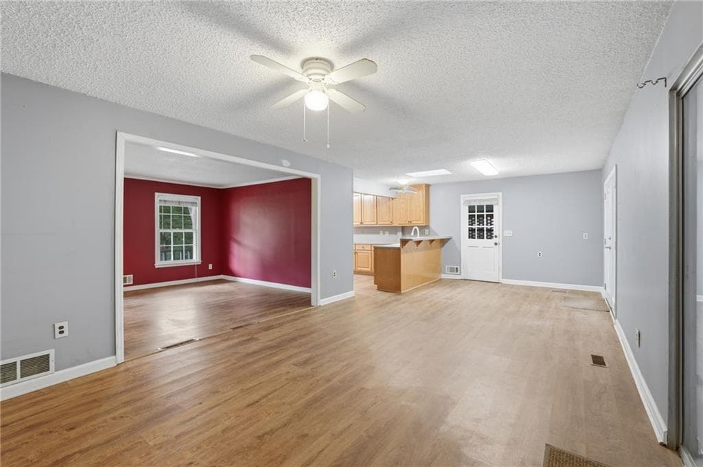 4 bedroom, 3 bathroom, 2,538 sq ft single family residence for sale at 4362 White Oak Drive, Buford, GA 30518 — photo 8