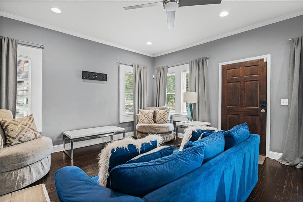 3 bedroom, 2 bathroom, 1,804 sq ft single family residence for sale at 508 Lawton Street, Atlanta, GA 30310 — photo 7