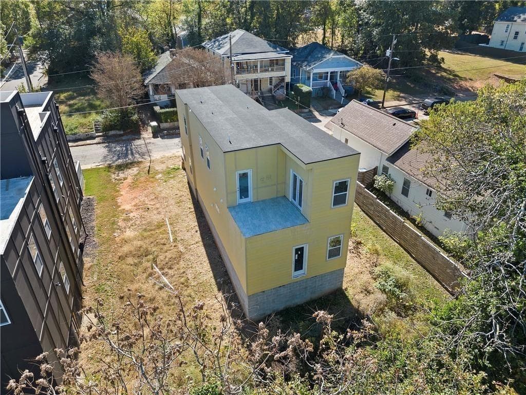 4 bedroom, 5 bathroom, 2,092 sq ft single family residence under contract at 827 Drummond Street, Atlanta, GA 30314 — photo 4