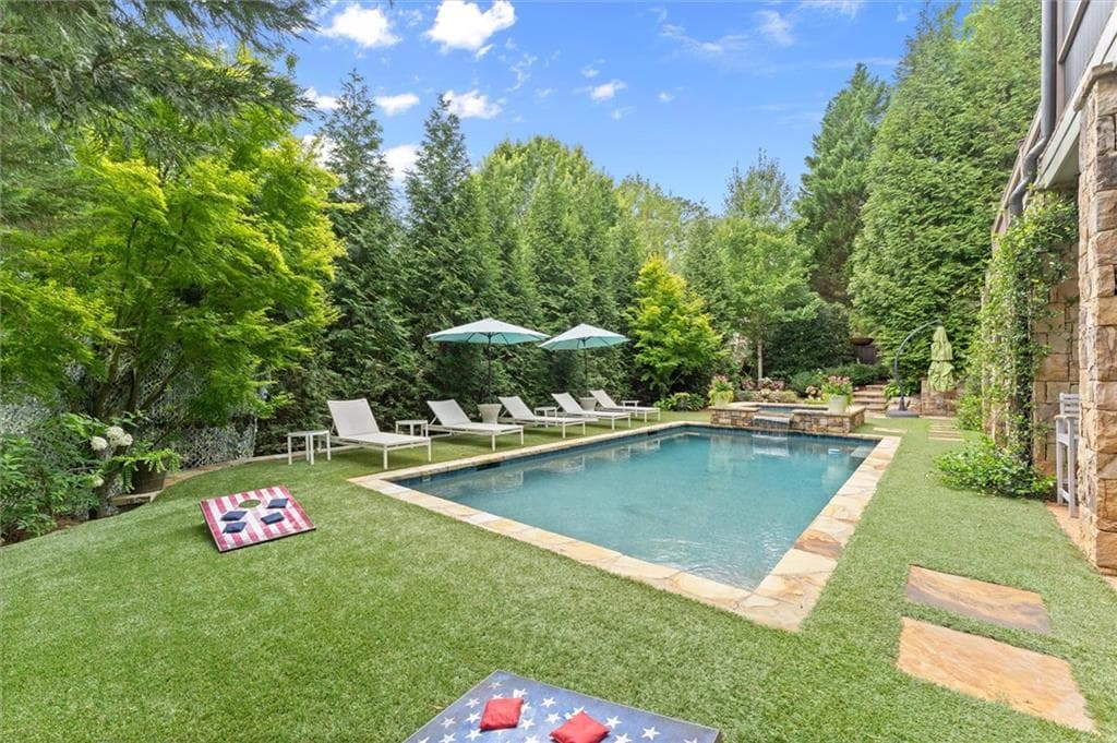 6 bedroom, 9 bathroom, 8,598 sq ft single family residence for sale at 542 Hillside Drive, Atlanta, GA 30342 — photo 3