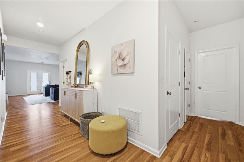 4 bedroom, 3 bathroom, 2,200 sq ft single family residence for sale at 324 San Vito Way, Cartersville, GA 30120 — photo 3