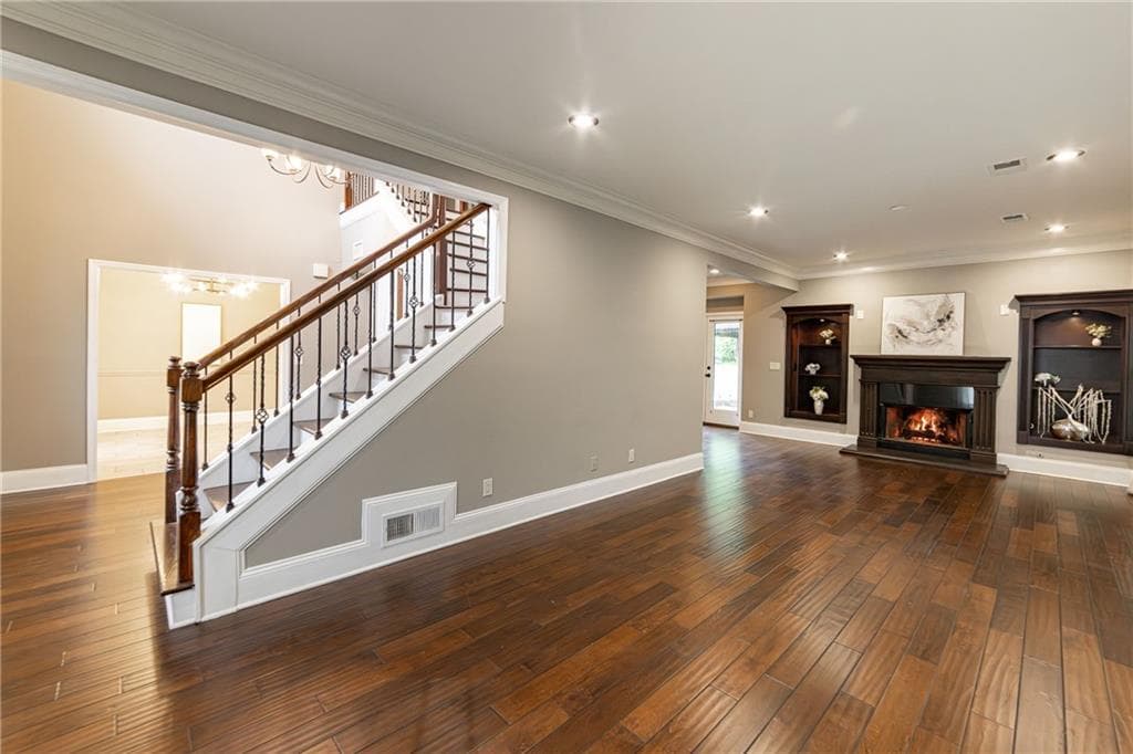 4 bedroom, 3 bathroom, 2,260 sq ft single family residence for sale at 11840 Aspen Forest Drive, Johns Creek, GA 30005 — photo 7