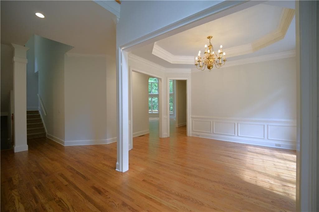6 bedroom, 5 bathroom, 5,130 sq ft single family residence for sale at 430 Arborshade Trace, Duluth, GA 30097 — photo 4