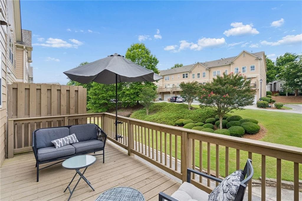 3 bedroom, 4 bathroom, 2,260 sq ft townhouse for sale at 503 Grove Field Court, Suwanee, GA 30024 — photo 5