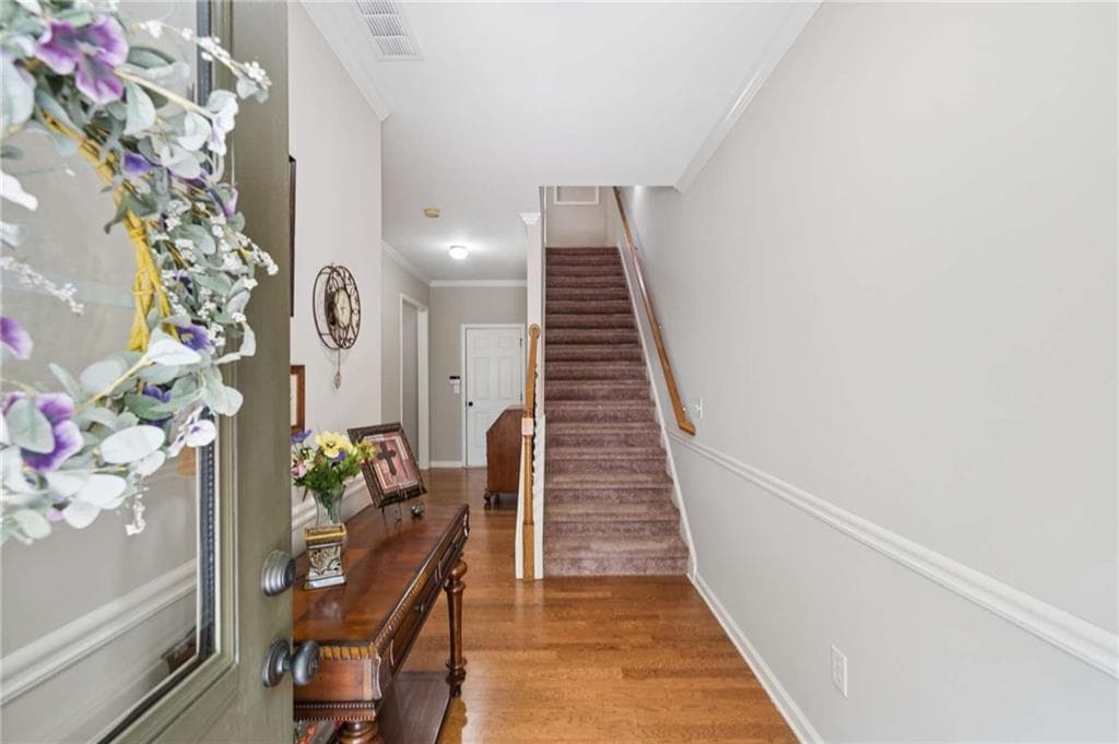3 bedroom, 4 bathroom, 2,260 sq ft townhouse for sale at 503 Grove Field Court, Suwanee, GA 30024 — photo 6