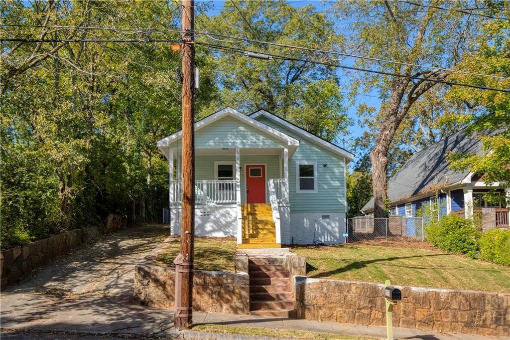 3 bedroom, 2 bathroom, 1,150 sq ft single family residence for rent at 1015 Sims Street, Atlanta, GA 30310 for $1,895 a month — photo 6