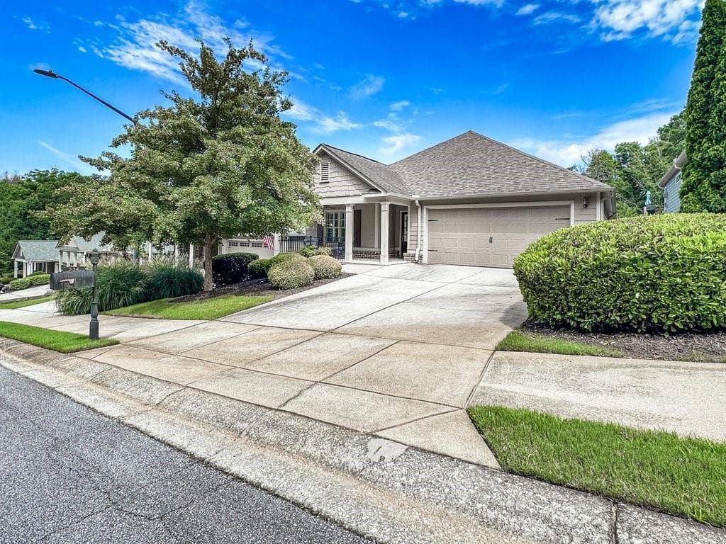 3 bedroom, 3 bathroom, 4,389 sq ft single family residence sold at 234 Summit Trail, Dallas, GA 30132