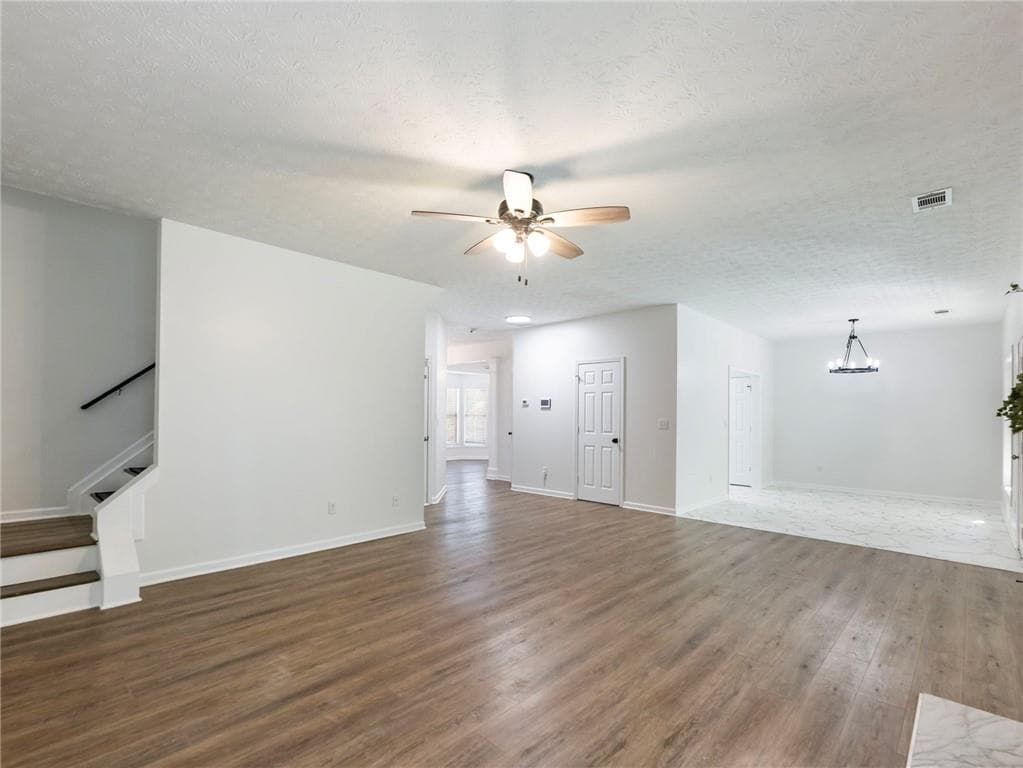 4 bedroom, 3 bathroom, 2,487 sq ft single family residence for sale at 2535 Fairmont Park Court, Dacula, GA 30019 — photo 8