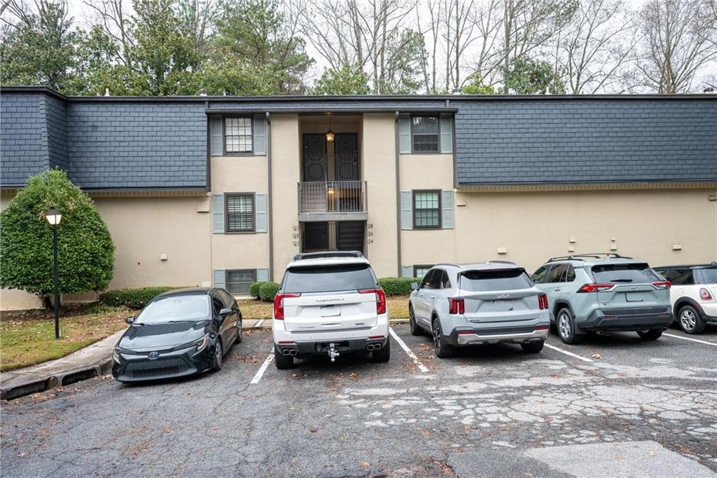 1 bedroom, 1 bathroom, 812 sq ft condominium for rent at 127 Lablanc Way, Atlanta, GA 30327 for $1,800 a month — photo 1 of 26
